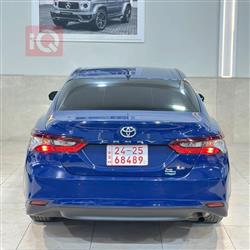 تۆیۆتا کامری